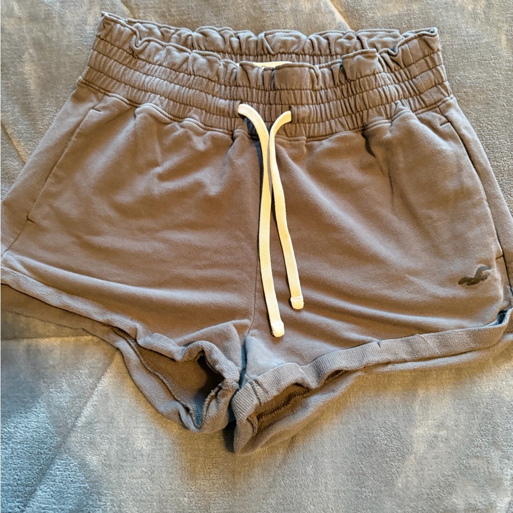 Hollister Women's Athletic Shorts in Gray